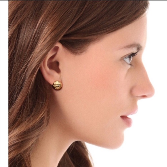 Golden Tory Birch studs ✨ - Picture 2 of 7